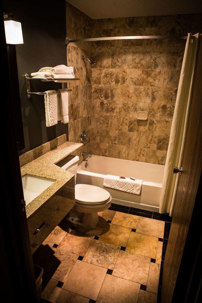 Regency Inn & Suites Anoka Bagian luar foto