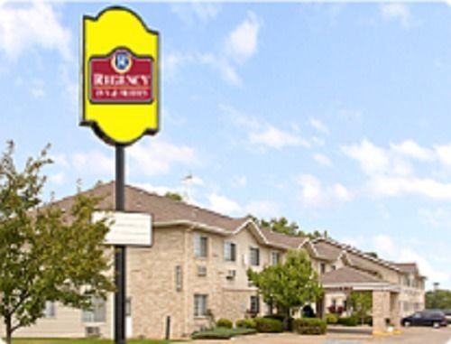 Regency Inn & Suites Anoka Bagian luar foto